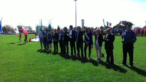 L'assessore Barbara Zilli all'inaugurazione della rinnovata pista di atletica dello stadio comunale di Majano, prima dell'avvio del 27° Trofeo giovanile internazionale di atletica leggera Città di Majano, 11° memorial Antonio Comelli.

